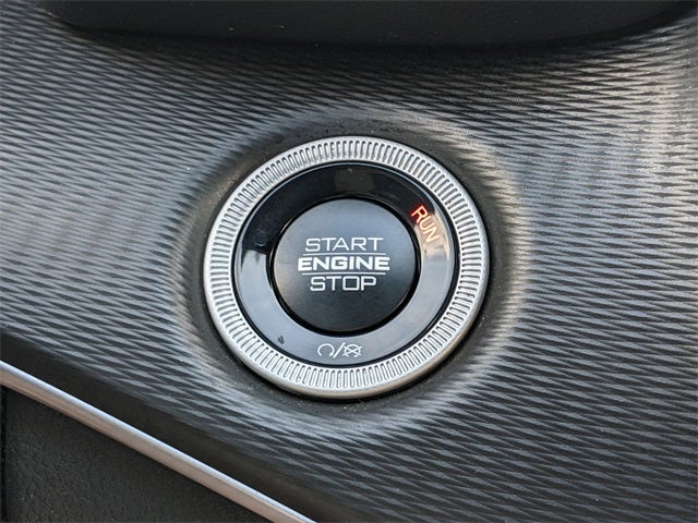 2025 Jeep Grand Cherokee Laredo 4x4