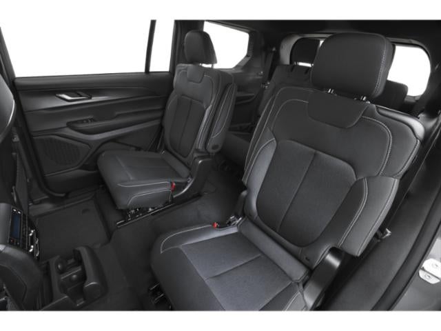 2026 Jeep Grand Cherokee L Altitude 4x2