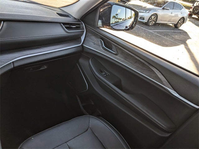 2022 Jeep Grand Cherokee L Limited 4x2