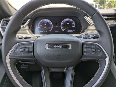 2024 Jeep Grand Cherokee L Laredo 4x4