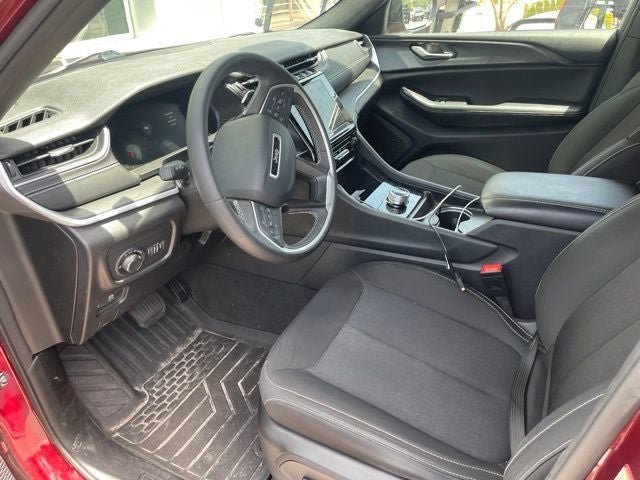 2024 Jeep Grand Cherokee L Laredo