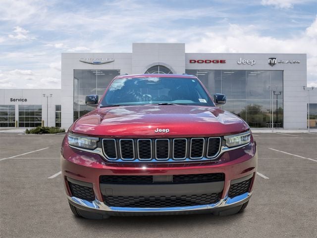2024 Jeep Grand Cherokee L Laredo 4x4