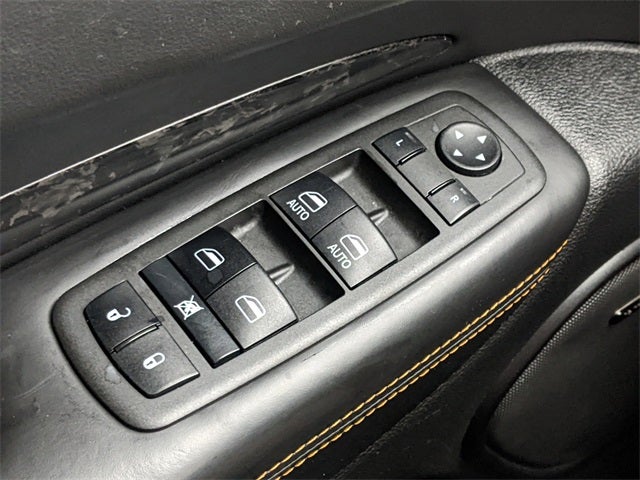 2022 Dodge Durango Orange Sport RWD