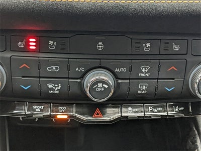 2022 Dodge Durango Orange Sport RWD