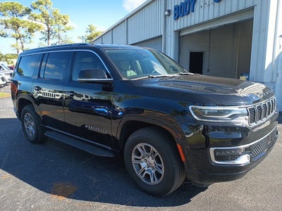 2024 Jeep Wagoneer Base