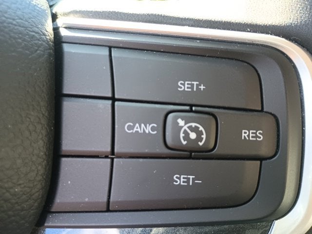 2024 Jeep Wagoneer Base