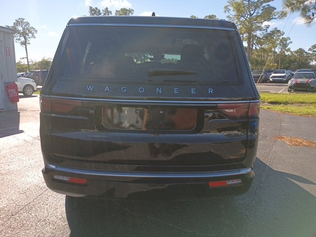 2024 Jeep Wagoneer Base