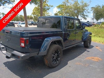 2025 Jeep Gladiator Nighthawk