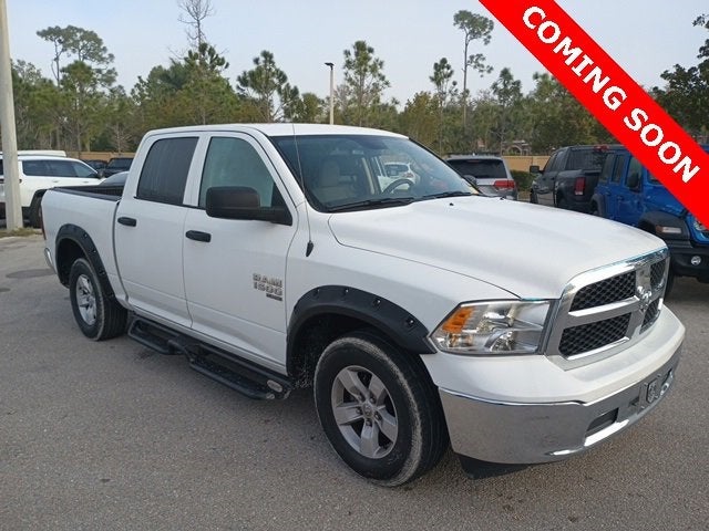 2022 RAM 1500 Classic SLT Crew Cab 4x2 5'7' Box