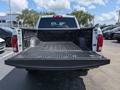 2024 RAM 1500 Classic Warlock Crew Cab 4x4 5'7' Box