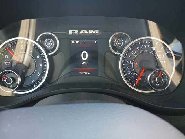 2023 RAM 1500 Big Horn Crew Cab 4x2 5'7' Box