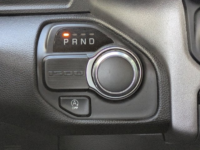 2020 RAM 1500 Big Horn Crew Cab 4x2 5'7' Box
