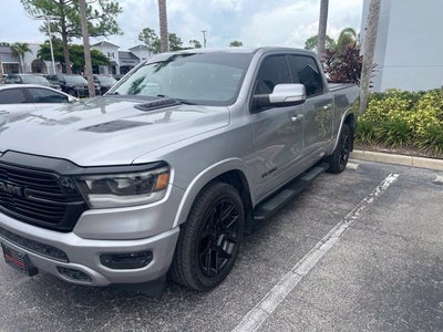 2020 RAM 1500 Laramie Crew Cab 4x2 5'7' Box