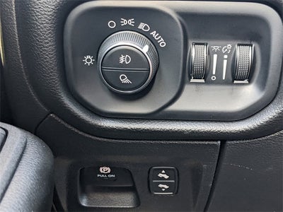 2025 RAM 1500 Big Horn Crew Cab 4x2 6'4' Box