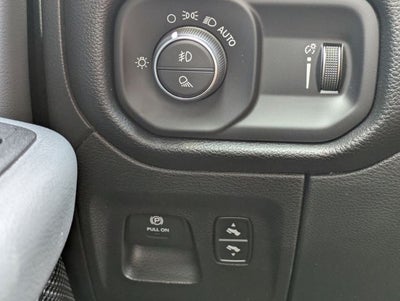 2022 RAM 1500 Big Horn Quad Cab 4x4 6'4' Box