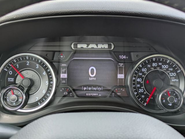 2022 RAM 1500 Big Horn Quad Cab 4x4 6'4' Box