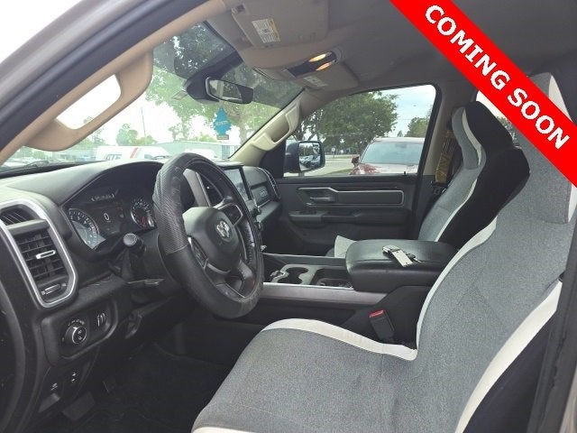 2020 RAM 1500 Big Horn Quad Cab 4x4 6'4' Box