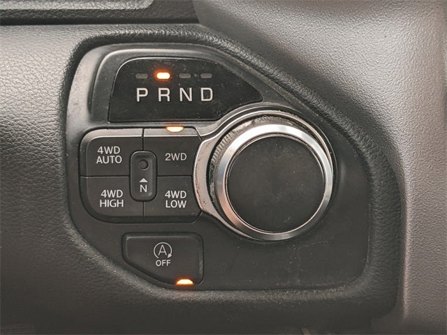 2020 RAM 1500 Big Horn Quad Cab 4x4 6'4' Box