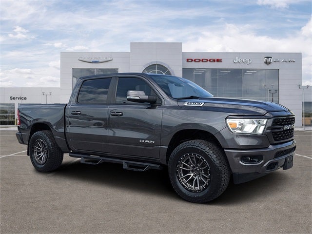 2022 RAM 1500 Big Horn Crew Cab 4x4 5'7' Box