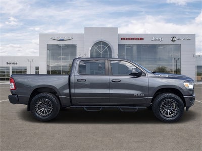 2022 RAM 1500 Big Horn Crew Cab 4x4 5'7' Box