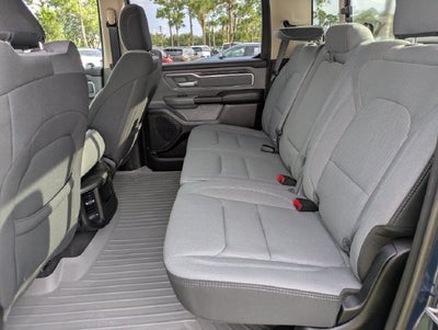 2020 RAM 1500 Big Horn Crew Cab 4x4 5'7' Box