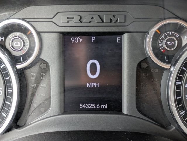 2020 RAM 1500 Big Horn Crew Cab 4x4 5'7' Box