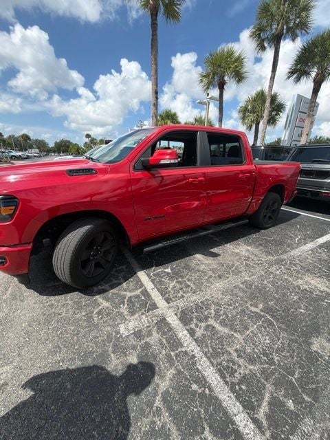 2020 RAM 1500 Big Horn Crew Cab 4x4 5'7' Box