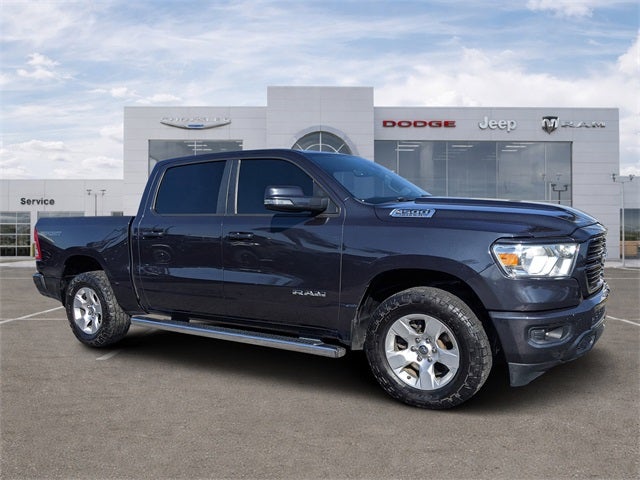 2020 RAM 1500 Big Horn Crew Cab 4x4 5'7' Box