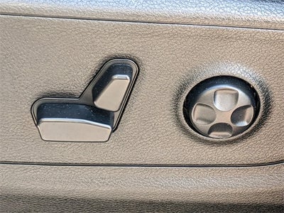 2020 RAM 1500 Big Horn Crew Cab 4x4 5'7' Box