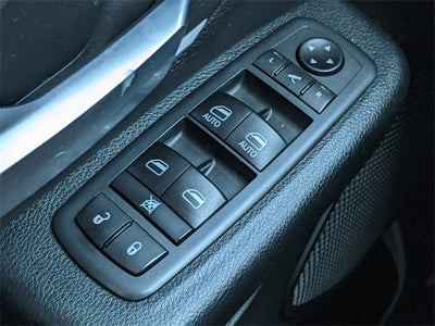 2020 RAM 1500 Big Horn Crew Cab 4x4 5'7' Box