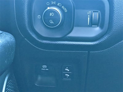 2020 RAM 1500 Big Horn Crew Cab 4x4 5'7' Box