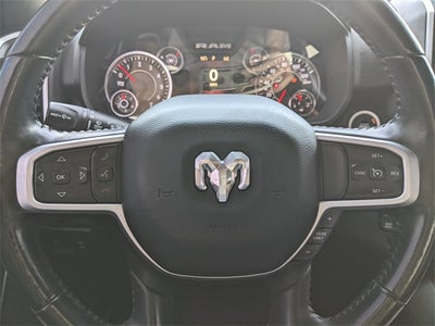 2020 RAM 1500 Big Horn Crew Cab 4x4 5'7' Box