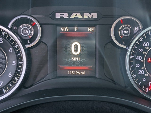 2020 RAM 1500 Big Horn Crew Cab 4x4 5'7' Box