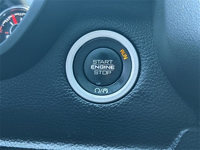 2020 RAM 1500 Big Horn Crew Cab 4x4 5'7' Box