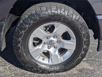 2020 RAM 1500 Big Horn Crew Cab 4x4 5'7' Box