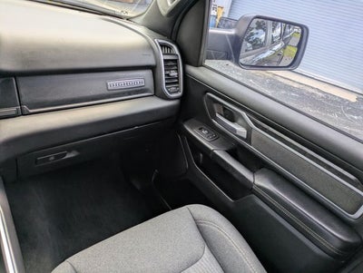 2020 RAM 1500 Big Horn Crew Cab 4x4 5'7' Box