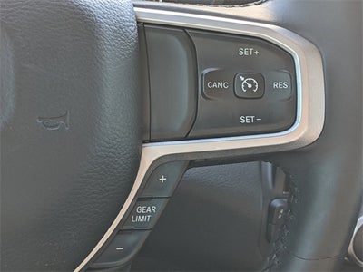 2019 RAM 1500 Big Horn/Lone Star Crew Cab 4x4 5'7' Box