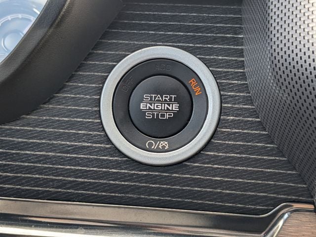 2019 RAM 1500 Limited Crew Cab 4x4 5'7' Box