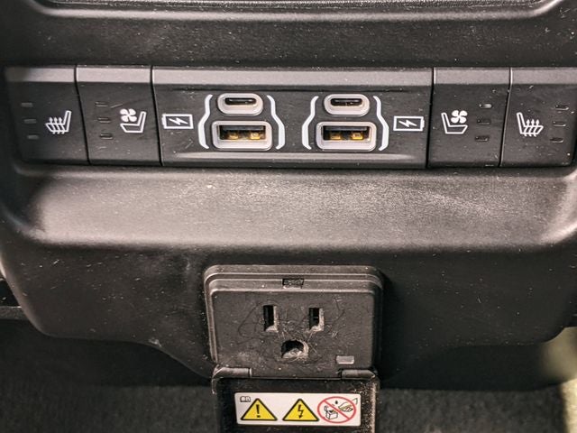 2023 RAM 1500 Limited Crew Cab 4x4 5'7' Box