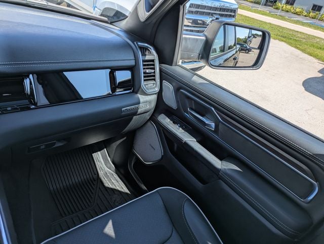 2026 RAM 1500 Laramie Crew Cab 4x4 5'7' Box