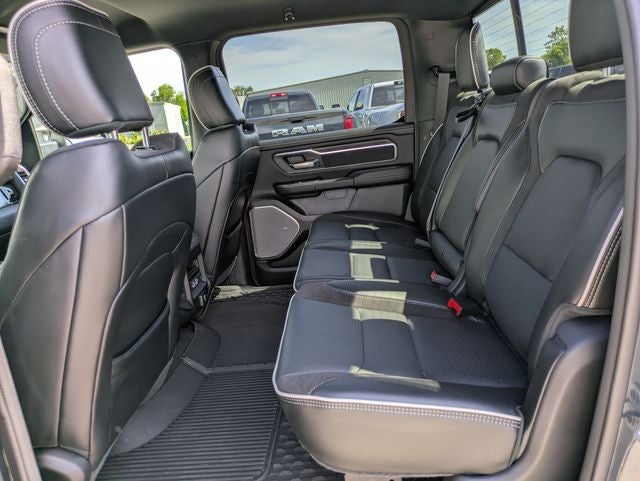2026 RAM 1500 Laramie Crew Cab 4x4 5'7' Box