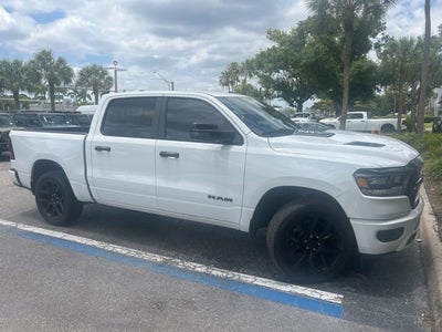 2024 RAM 1500 Laramie Crew Cab 4x4 5'7' Box