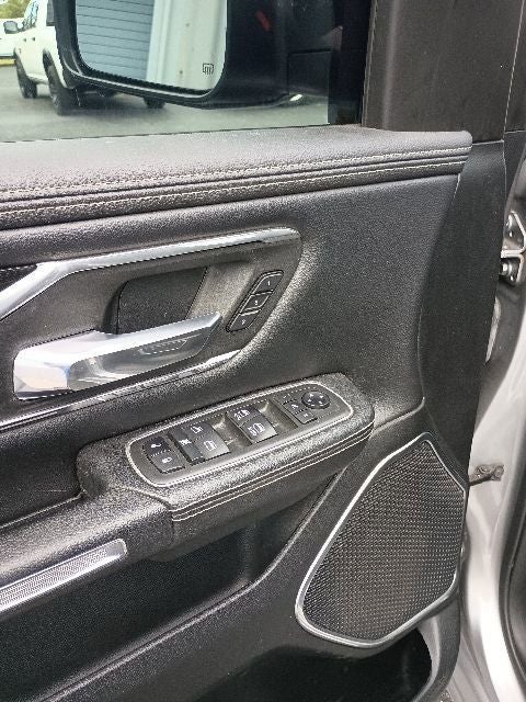 2021 RAM 1500 Laramie Crew Cab 4x4 5'7' Box