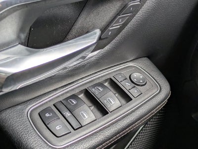 2023 RAM 1500 Laramie Crew Cab 4x4 5'7' Box
