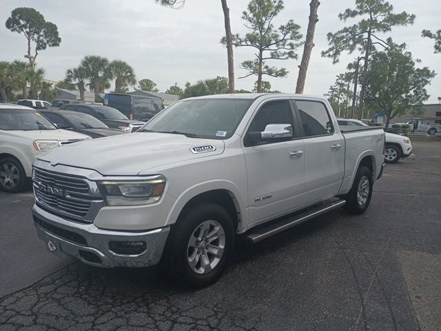 2022 RAM 1500 Laramie Crew Cab 4x4 5'7' Box
