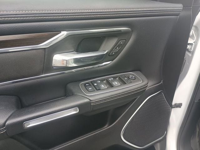 2022 RAM 1500 Laramie Crew Cab 4x4 5'7' Box