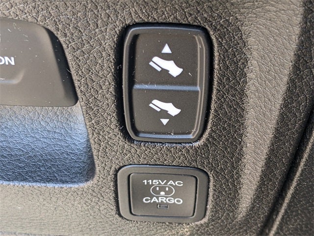 2022 RAM 1500 Limited Longhorn Crew Cab 4x4 5'7' Box