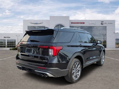 2025 Ford Explorer Platinum