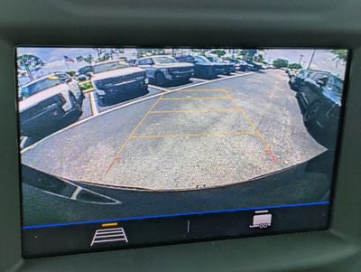 2021 Chevrolet Silverado 1500 2WD Crew Cab Short Bed Custom