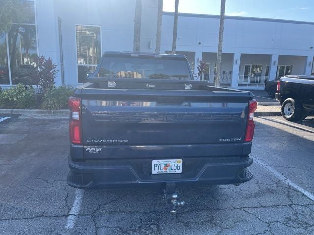 2021 Chevrolet Silverado 1500 2WD Crew Cab Short Bed Custom